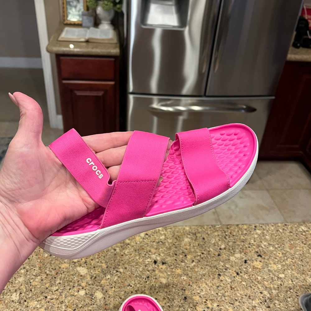 CROCS Pink Sandals Vibrant Slip-On Comfort